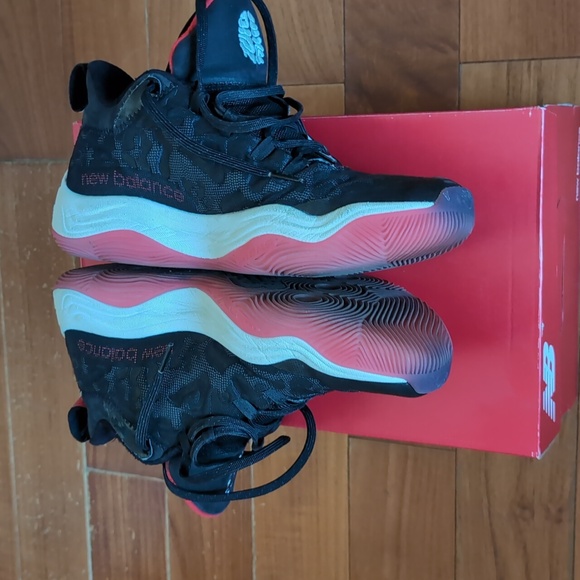 New Balance Two Way V3 Windy City Men's 8 D Basketball Shoes Sneakers BB2WYBK3 - Picture 7 of 8